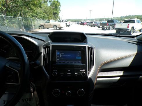 Used 2020 Subaru Crosstrek 2.0i Premium w/ Popular Package #2 AWD/4WD image 25