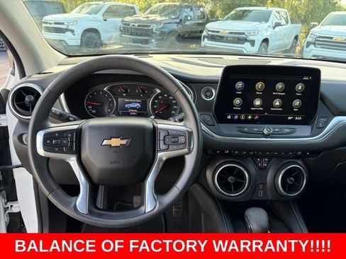 Used 2023 Chevrolet Blazer LT w/ Convenience Package FWD image 17