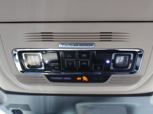 Used 2023 Lincoln Corsair FWD w/ Equipment Group 102A image 36
