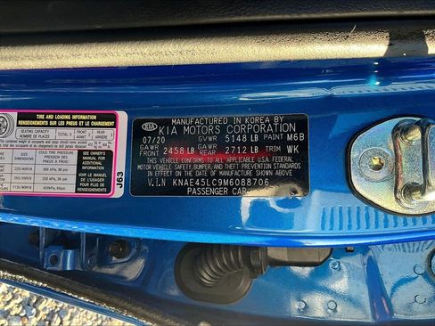 Used 2021 Kia Stinger GT1 image 30