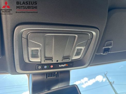 Used 2025 GMC Sierra 2500 AT4 AWD/4WD image 43