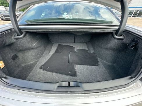 Used 2023 Chrysler 300 Touring RWD image 28