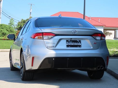 Used 2024 Toyota Corolla SE FWD image 11