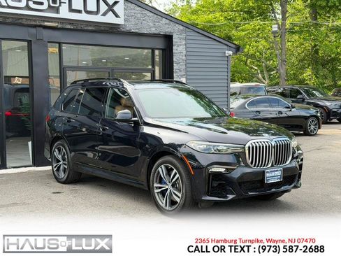 Used 2021 BMW X7 xDrive40i w/ M Sport Package AWD/4WD image 7