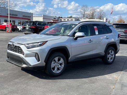 New 2025 Toyota RAV4 XLE image 26