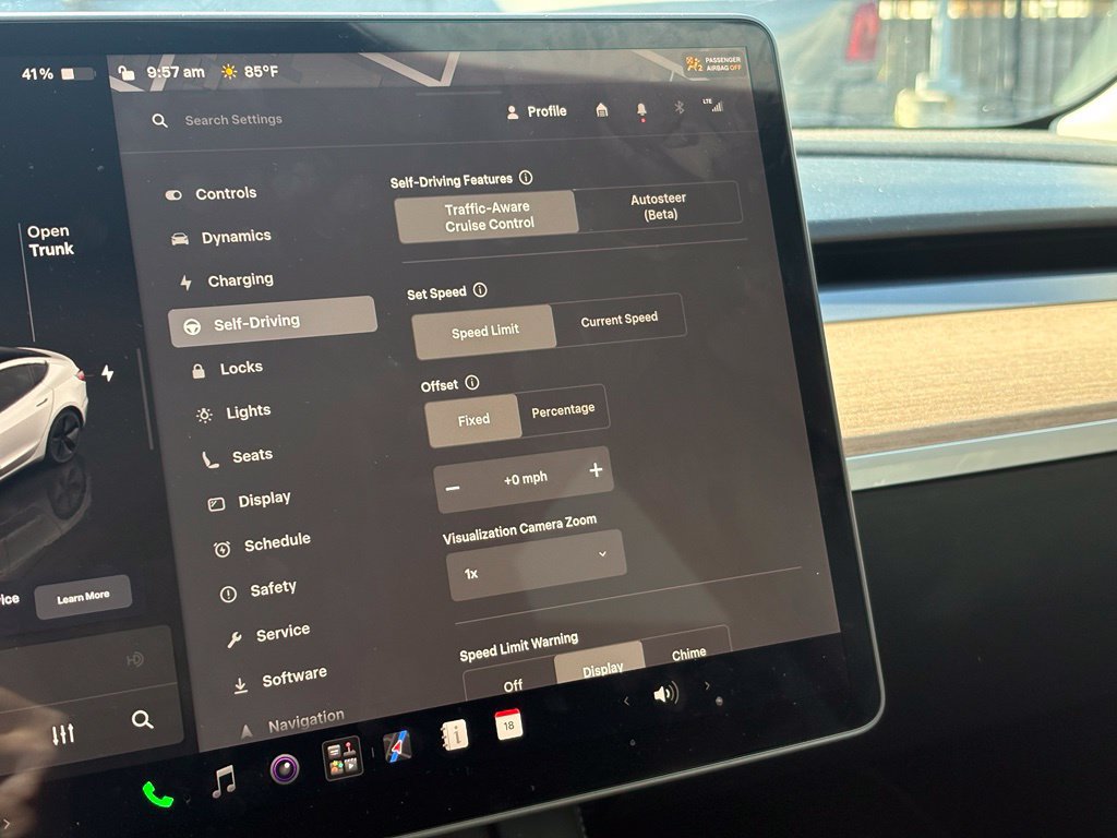 Used 2023 Tesla Model 3 Standard Range RWD image 18