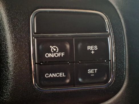 Used 2013 Jeep Wrangler Unlimited Sahara w/ Connectivity Group AWD/4WD image 25