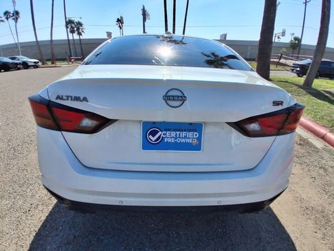 Used 2024 Nissan Altima 2.5 SR w/ SR Premium Package image 6