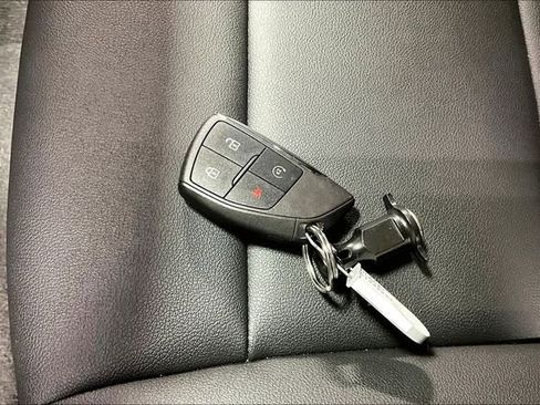 Used 2025 Chevrolet Colorado Trail Boss AWD/4WD image 30