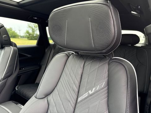 New 2026 Cadillac Lyriq AWD V w/ LPO, Floor Liner Package image 19
