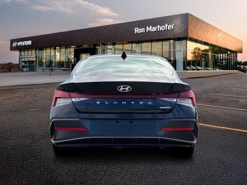 New 2026 Hyundai Elantra Limited FWD image 6