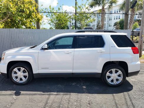 Used 2017 GMC Terrain SLE w/ Convenience Package image 5