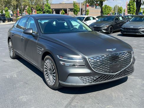 Used 2024 Genesis G80 AWD/4WD image 4