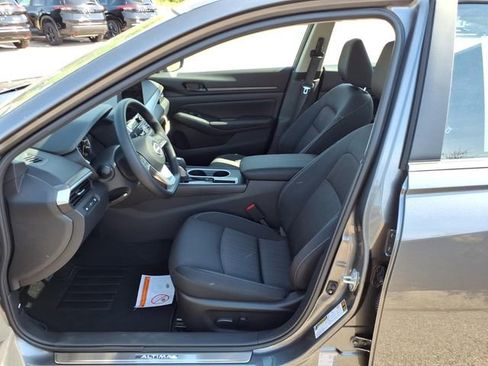 New 2026 Nissan Altima 2.5 SV w/ SV Special Edition Package FWD image 6