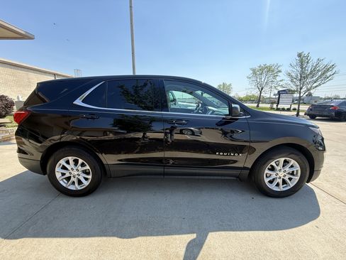 Used 2019 Chevrolet Equinox LT image 8