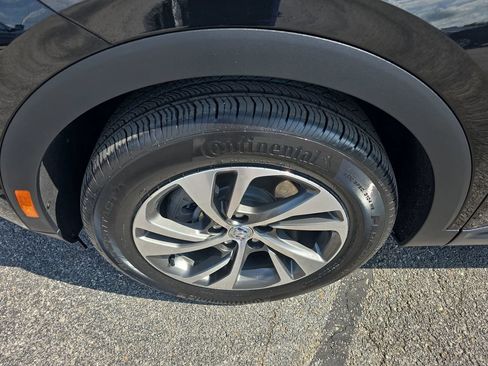 Used 2023 Buick Envision Essence FWD image 10