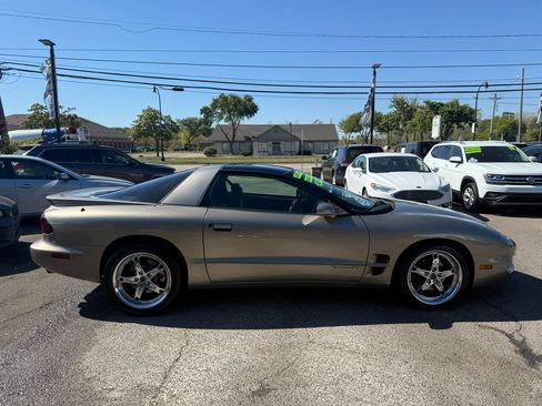 Used 2001 Pontiac Firebird Formula w/ 75th Anniversary Pkg image 10
