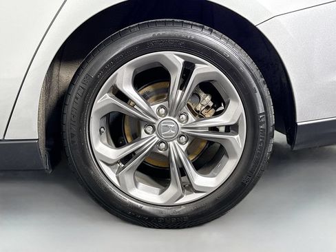 Used 2024 Honda Accord EX image 32