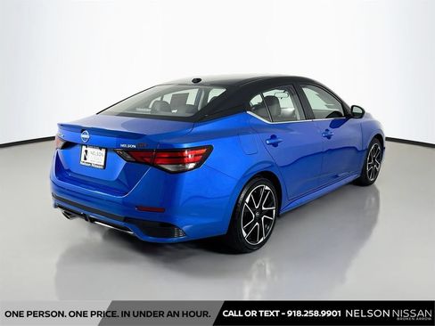Certified 2025 Nissan Sentra SR w/ SR Premium Package FWD image 5