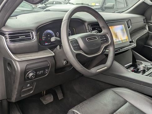 Used 2022 Jeep Wagoneer Series II image 13