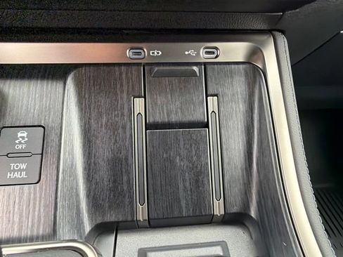 Used 2024 Lexus GX 550 AWD/4WD image 58