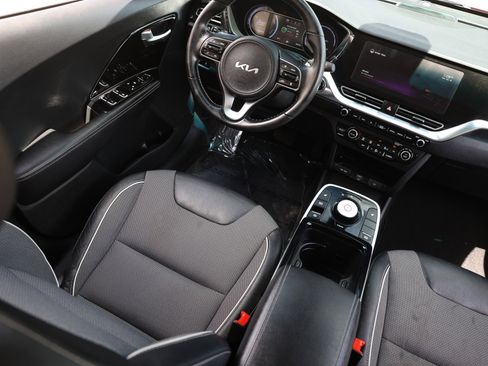 Used 2022 Kia Niro EX FWD image 24