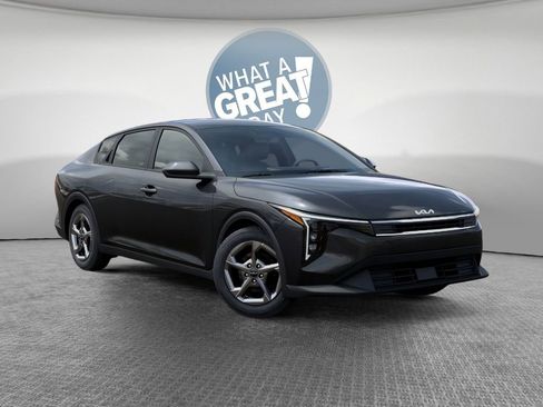 New 2026 Kia K4 LXS image 8
