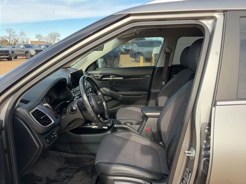 Used 2023 Kia Seltos S w/ Navigation Package image 7