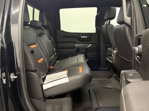 Used 2021 GMC Sierra 1500 AT4 w/ AT4 Premium Package AWD/4WD image 32