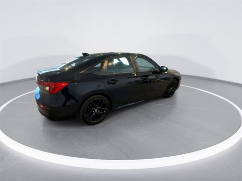 Used 2023 Honda Civic Sport image 7