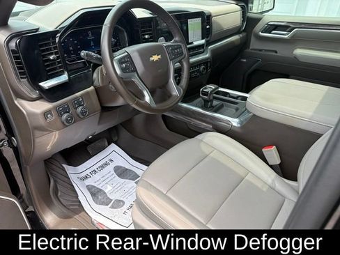 Used 2024 Chevrolet Silverado 1500 LTZ w/ LTZ Premium Package AWD/4WD image 24