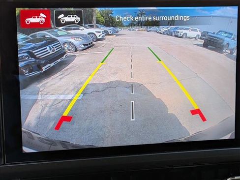 Used 2024 Jeep Wrangler Rubicon w/ Technology Group image 13