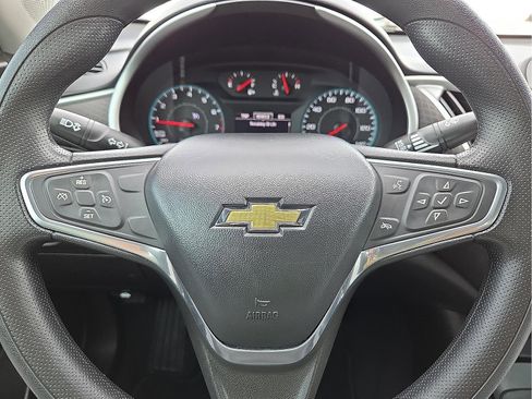 Used 2022 Chevrolet Malibu LS image 24