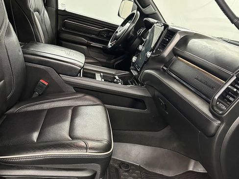 Used 2022 RAM 1500 Limited w/ Night Edition AWD/4WD image 38