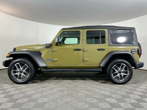 Used 2025 Jeep Wrangler Unlimited Sport S 4xe w/ Convenience Group image 17