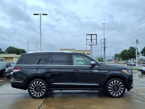 Certified 2022 Lincoln Navigator Black Label AWD/4WD image 19