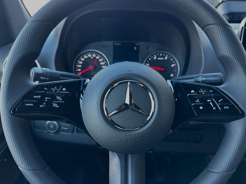New 2025 Mercedes-Benz Sprinter 2500 image 22