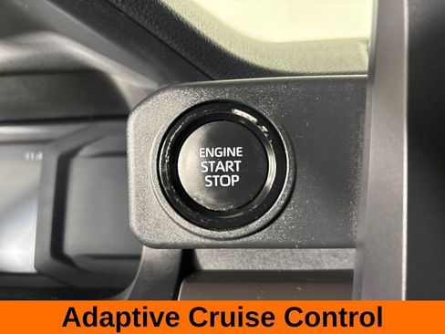 Used 2024 Toyota Tacoma SR5 AWD/4WD image 16