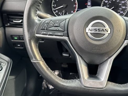 Used 2021 Nissan Sentra SV FWD image 15