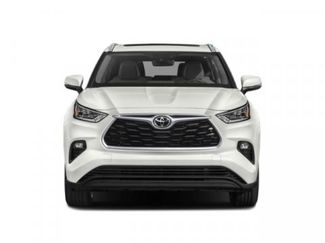 Used 2021 Toyota Highlander XLE AWD/4WD video 4