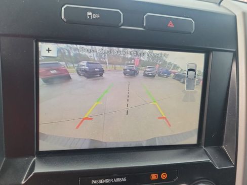 Used 2017 Ford F250 Lariat w/ Chrome Package image 18