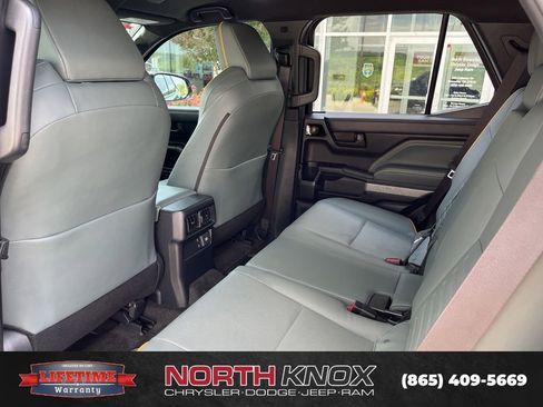 Used 2025 Toyota 4Runner Trailhunter AWD/4WD image 17