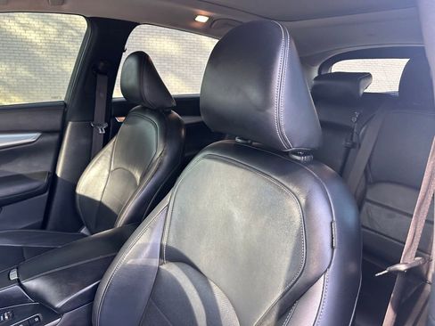 Used 2019 INFINITI QX50 Luxe image 25