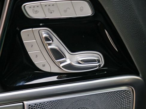 Used 2025 Mercedes-Benz G 550 image 21