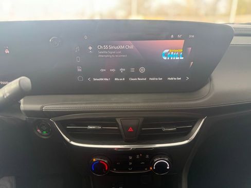 Used 2024 Buick Encore GX Preferred w/ Comfort Package image 21