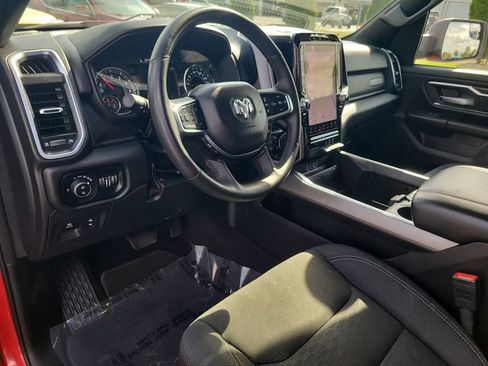 Used 2025 RAM 1500 Big Horn AWD/4WD image 16