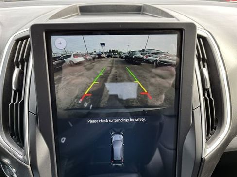 Used 2021 Ford Edge Titanium w/ Class II Trailer Tow Package image 25