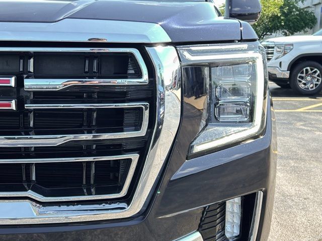 Used 2023 GMC Yukon SLT AWD/4WD image 3