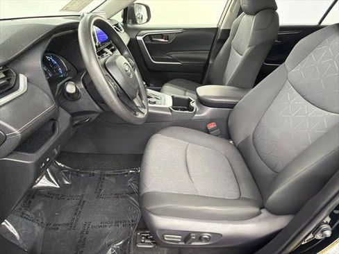 Certified 2025 Toyota RAV4 XLE AWD/4WD image 22