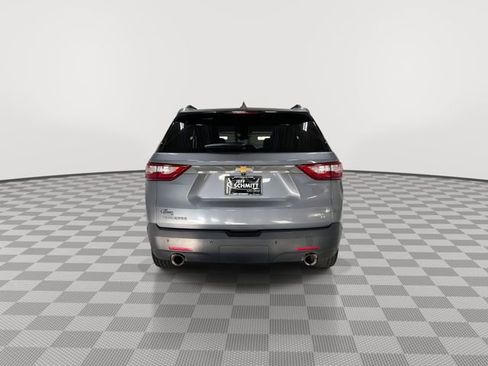 Used 2020 Chevrolet Traverse LT FWD image 9
